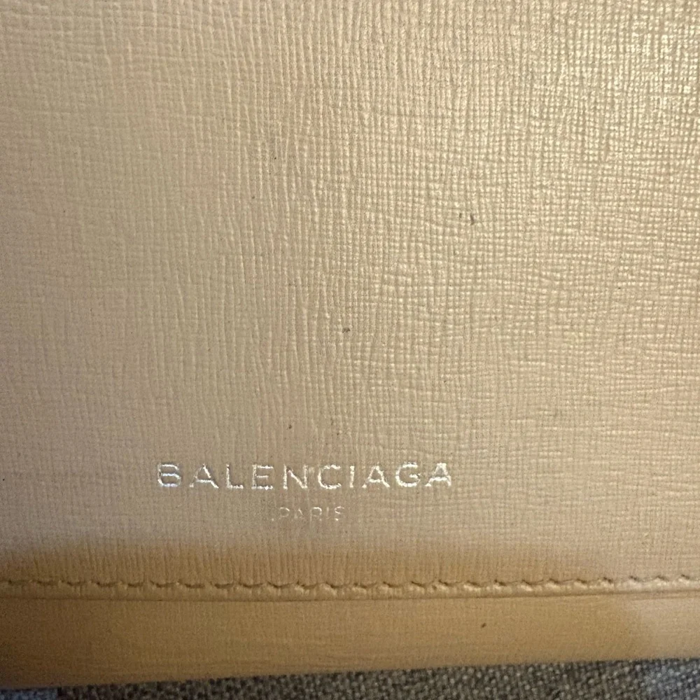 Balenciaga‎ Beige Leather wallet